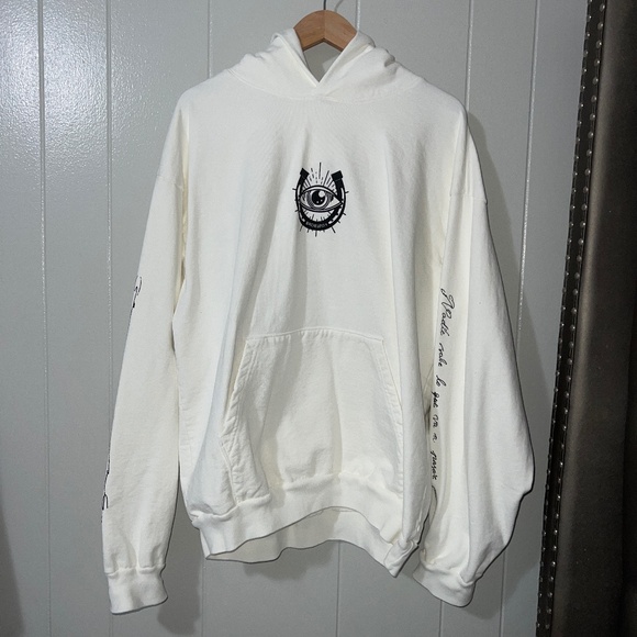 Bad Bunny merch hoodie - Picture 1 of 4